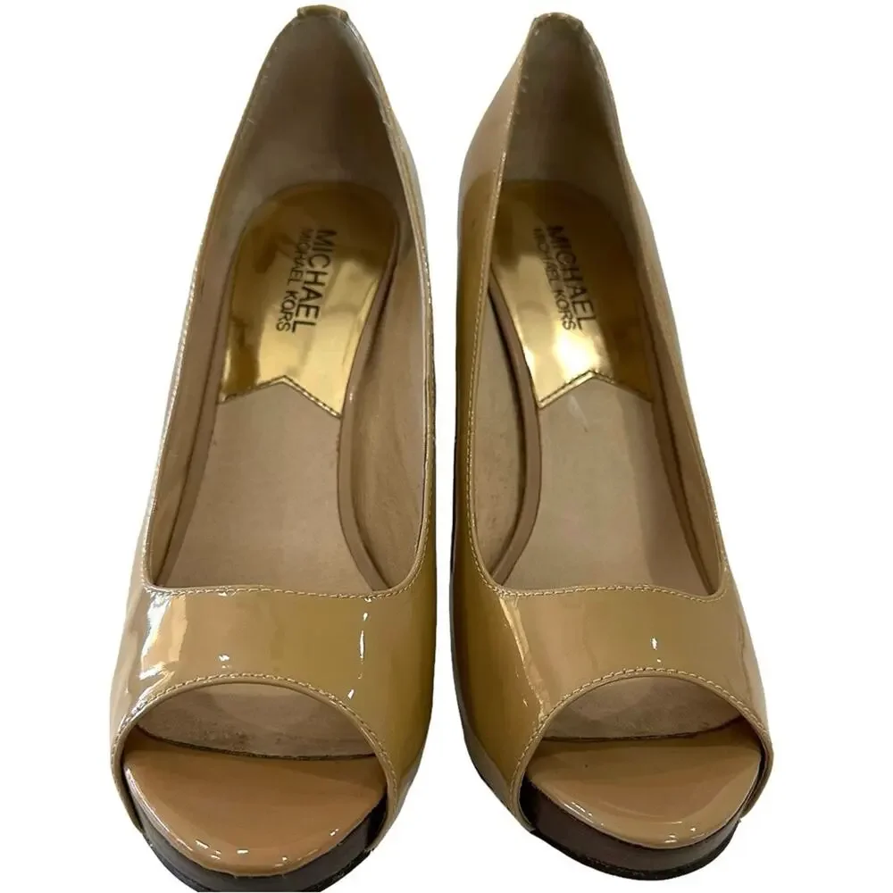 Michael Michael kors York platform peep toe pump 5” heel patent leather size 7.5